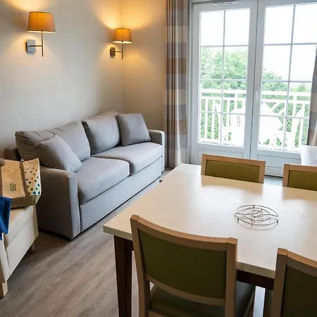 Tranquil With Pool Access * Bagnoles de l'Orne Normandie